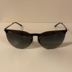 Ray-Ban Black Sunglasses